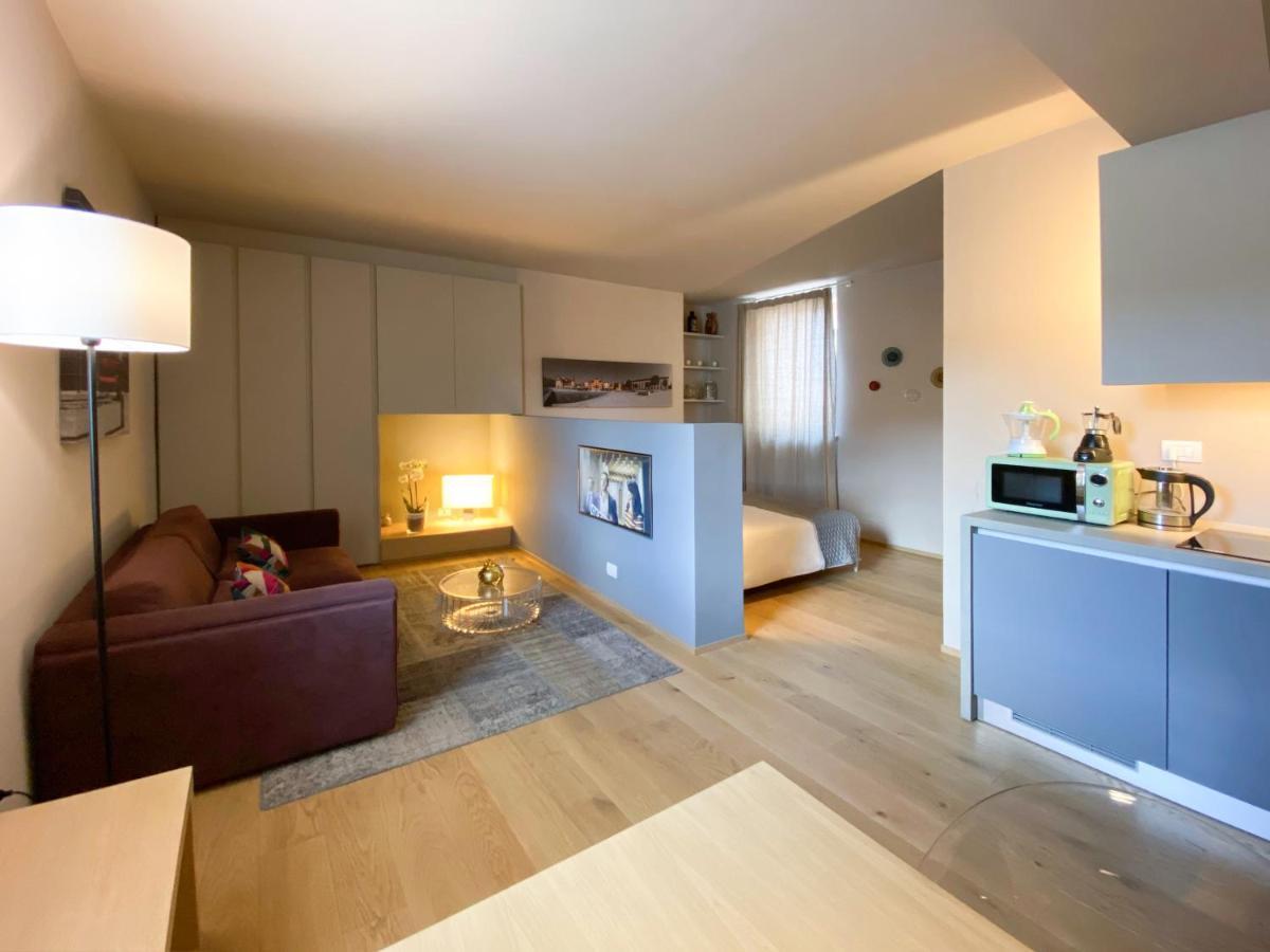 Time To Be - Luxury Apartments Centro Storico Peschiera del Garda Dış mekan fotoğraf
